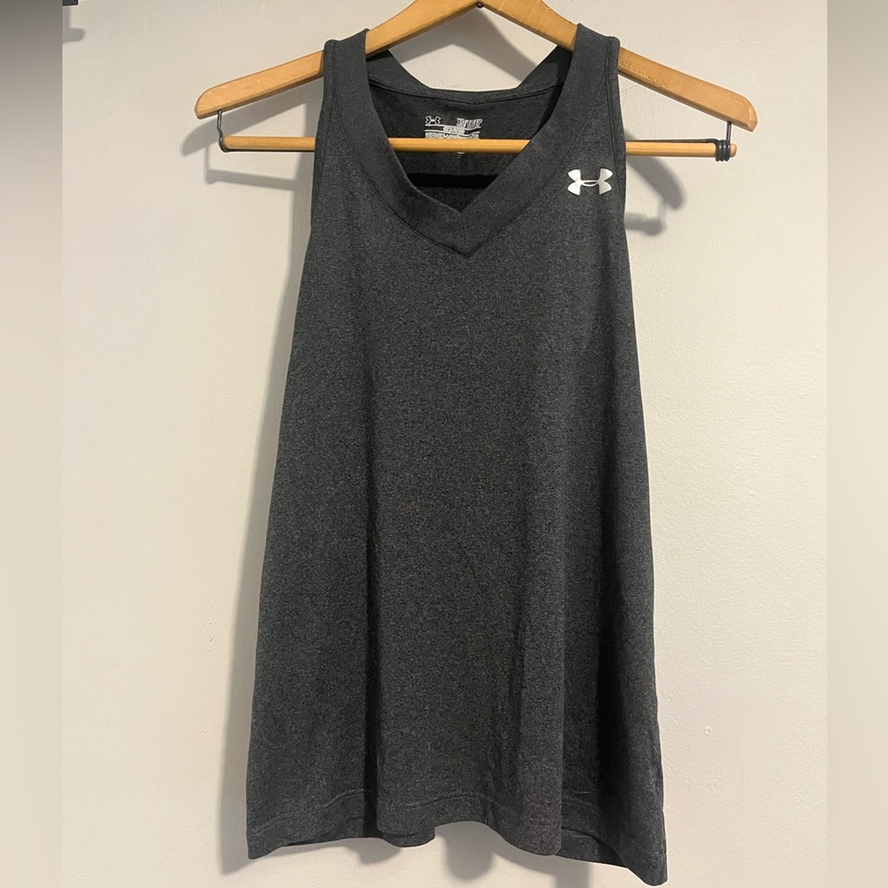Under Armour Women's Dark Gray V-neck Racer Back Tank Top. Size XS